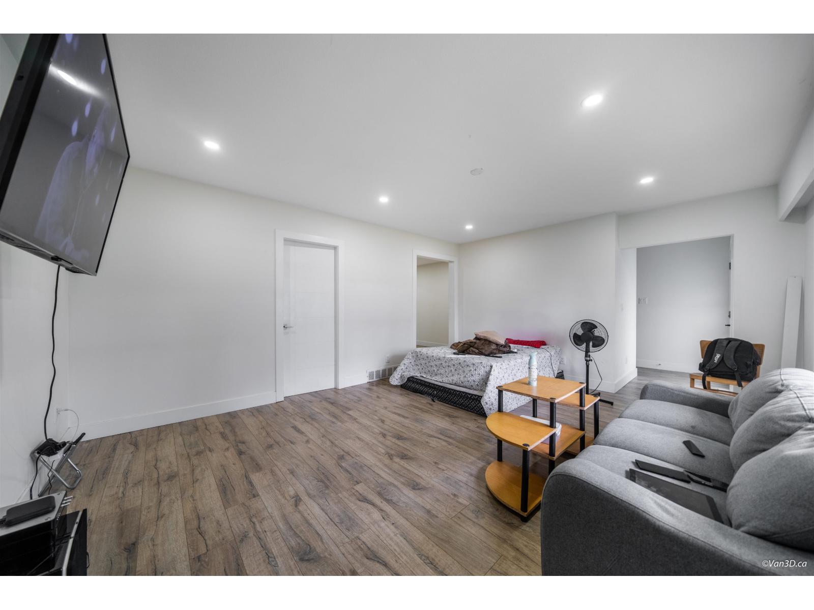 12965 98 Avenue, Surrey, British Columbia  V3T 1B3 - Photo 4 - R3049225