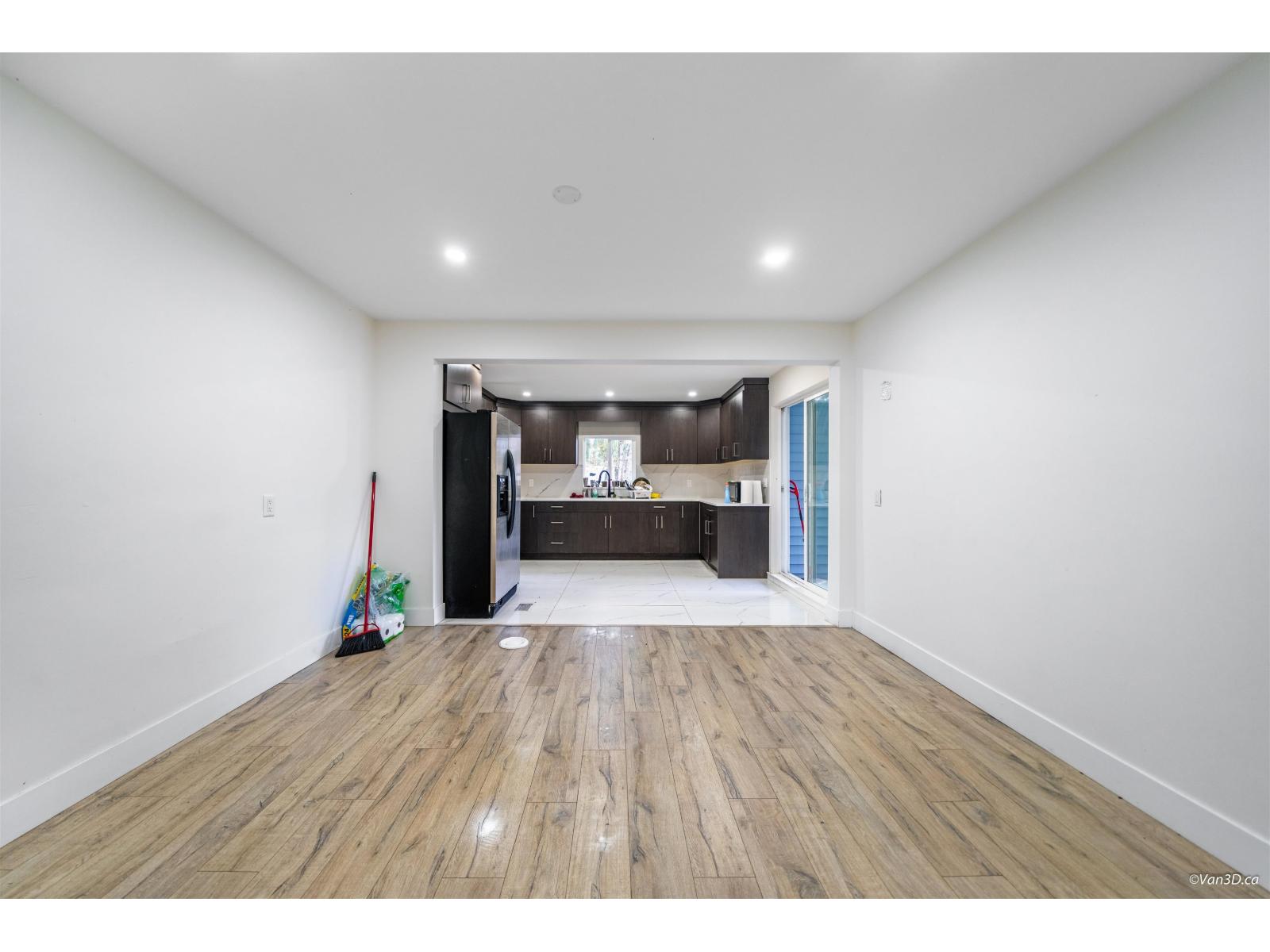 12965 98 Avenue, Surrey, British Columbia  V3T 1B3 - Photo 8 - R3049225