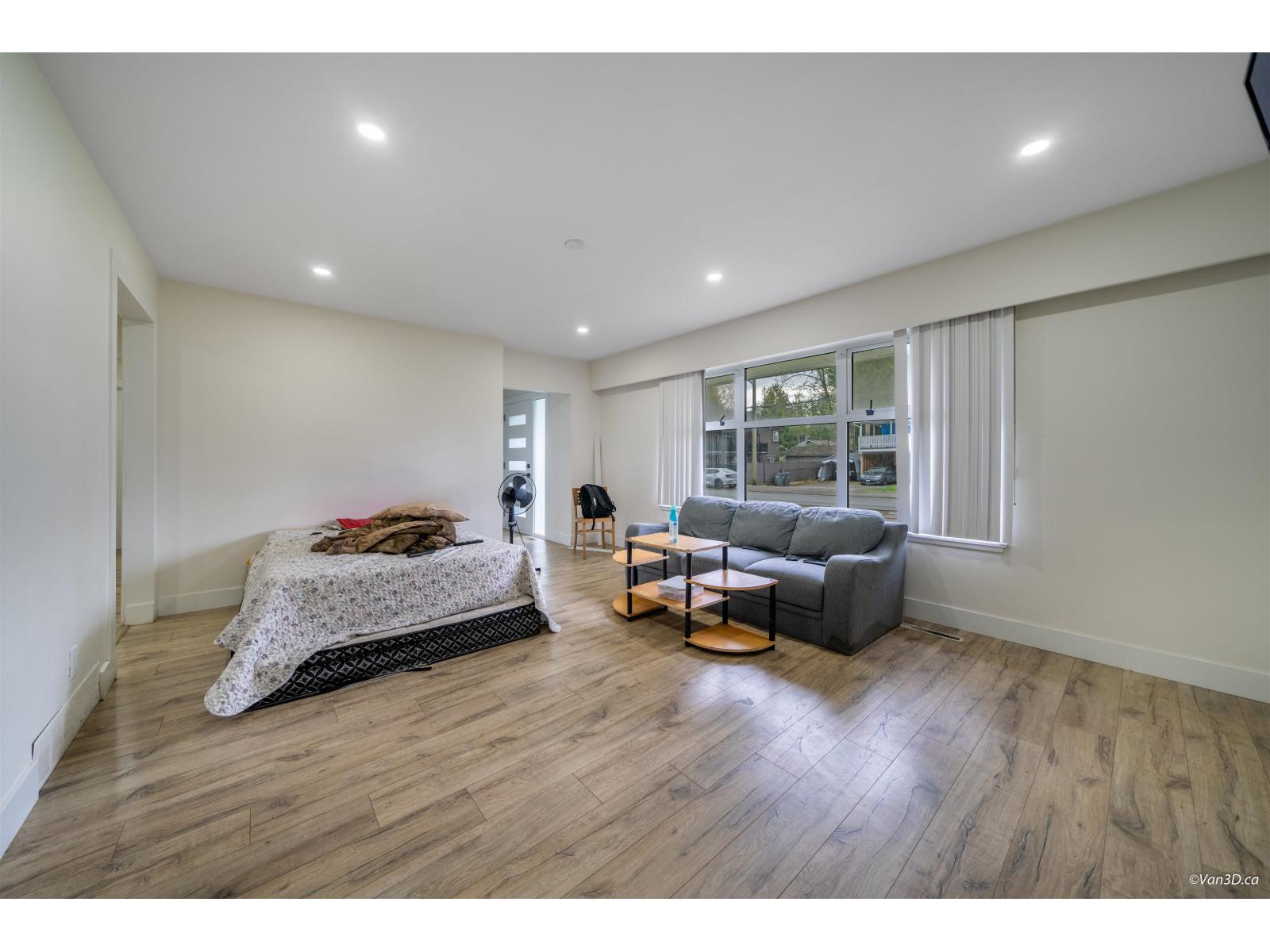 12965 98 Avenue, Surrey, British Columbia  V3T 1B3 - Photo 2 - R3049225