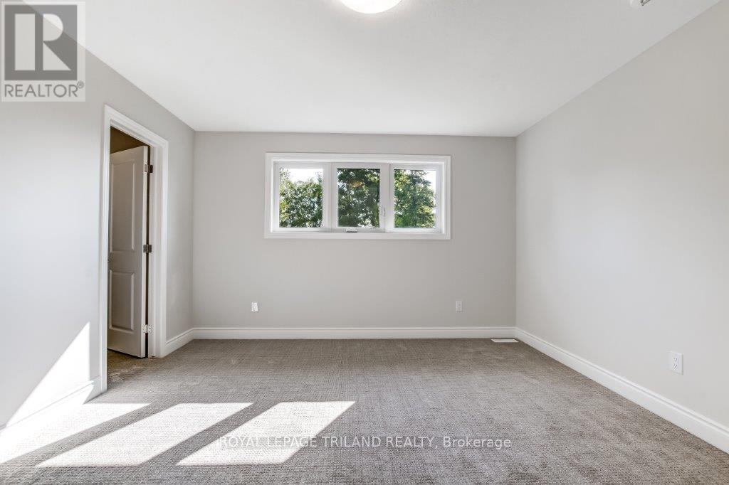 Lot 7 Macleod Court, West Elgin, Ontario  N0L 2P0 - Photo 17 - X12412296