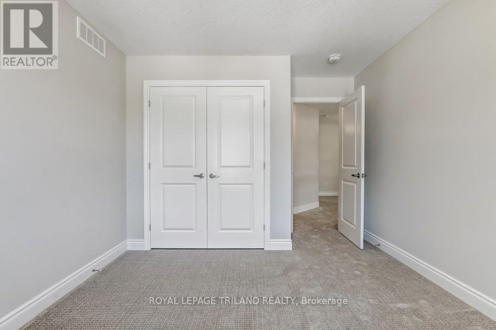 Lot 7 Macleod Court, West Elgin, Ontario  N0L 2P0 - Photo 23 - X12412296