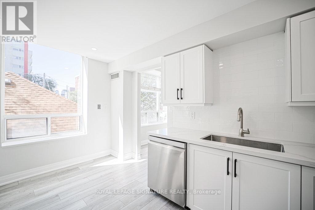 309 - 1750 Bayview Avenue, Toronto (Mount Pleasant East), Ontario  M4G 4H6 - Photo 4 - C12412006