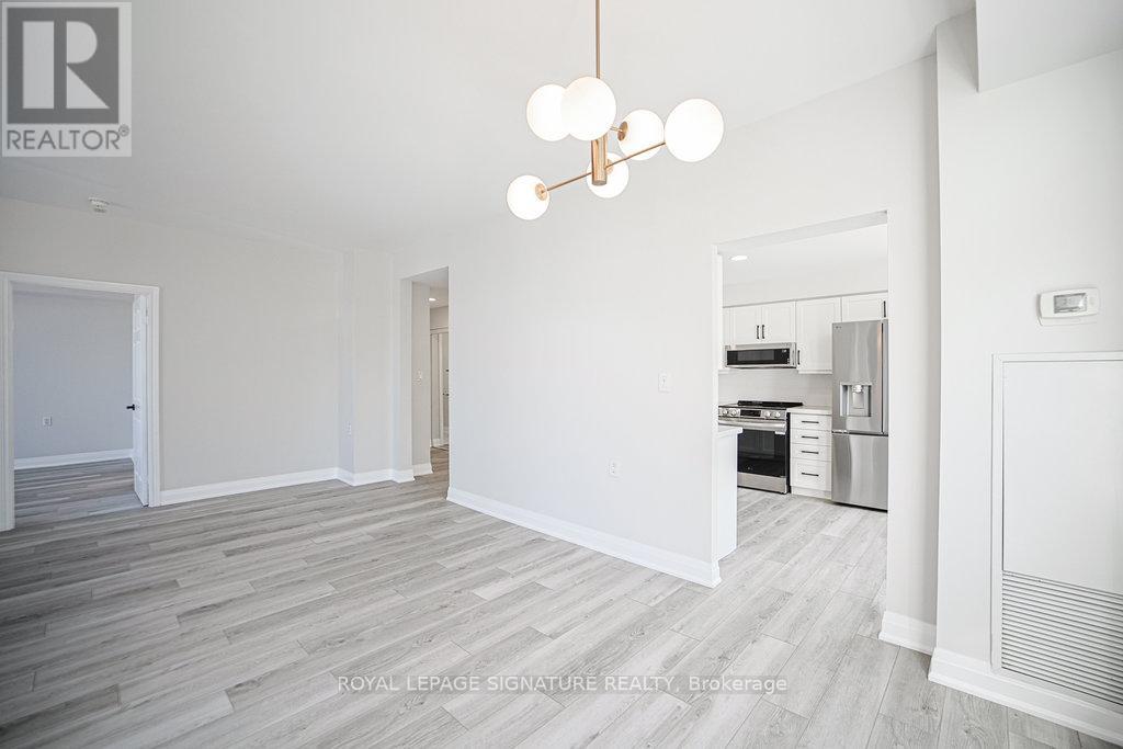 309 - 1750 Bayview Avenue, Toronto (Mount Pleasant East), Ontario  M4G 4H6 - Photo 6 - C12412006