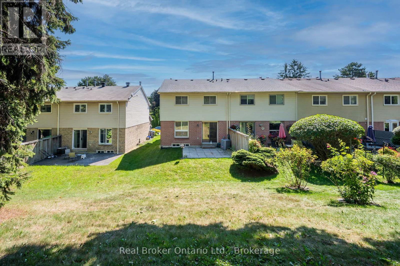 815 Sweetwater Crescent, Mississauga (Lorne Park), Ontario  L5H 4A7 - Photo 30 - W12412224