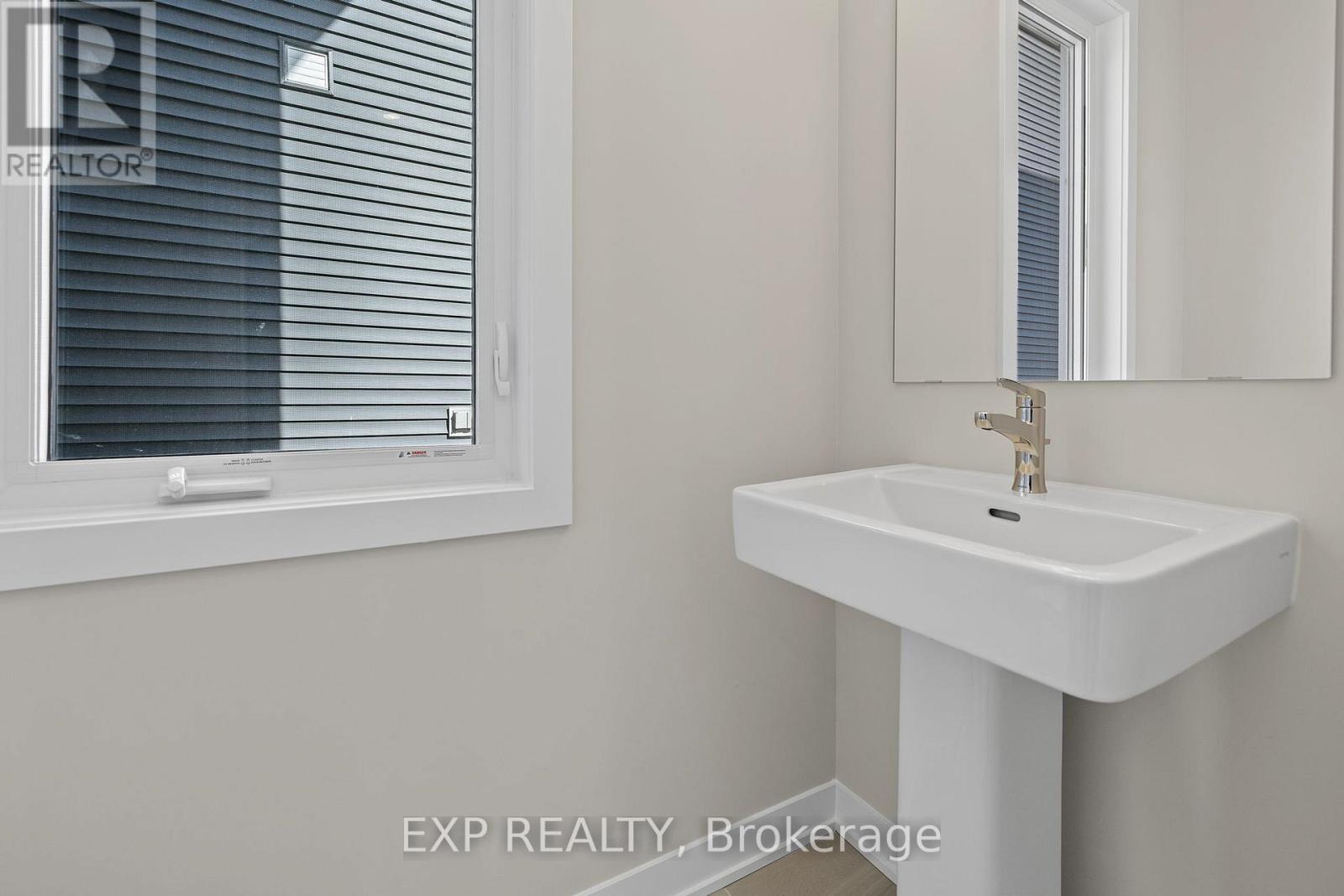 126 Beebalm Crescent, Ottawa, Ontario  K2J 7G6 - Photo 7 - X12412238