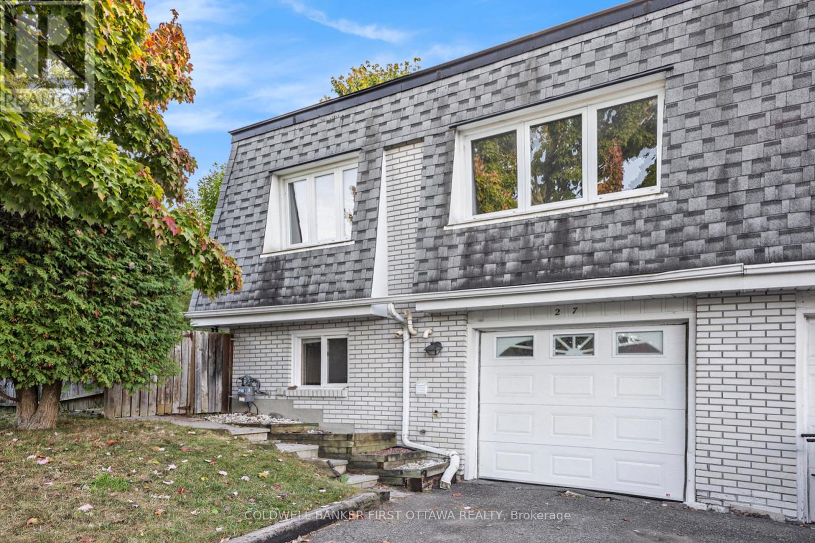 27 ARIEL COURT, Ottawa, Ontario