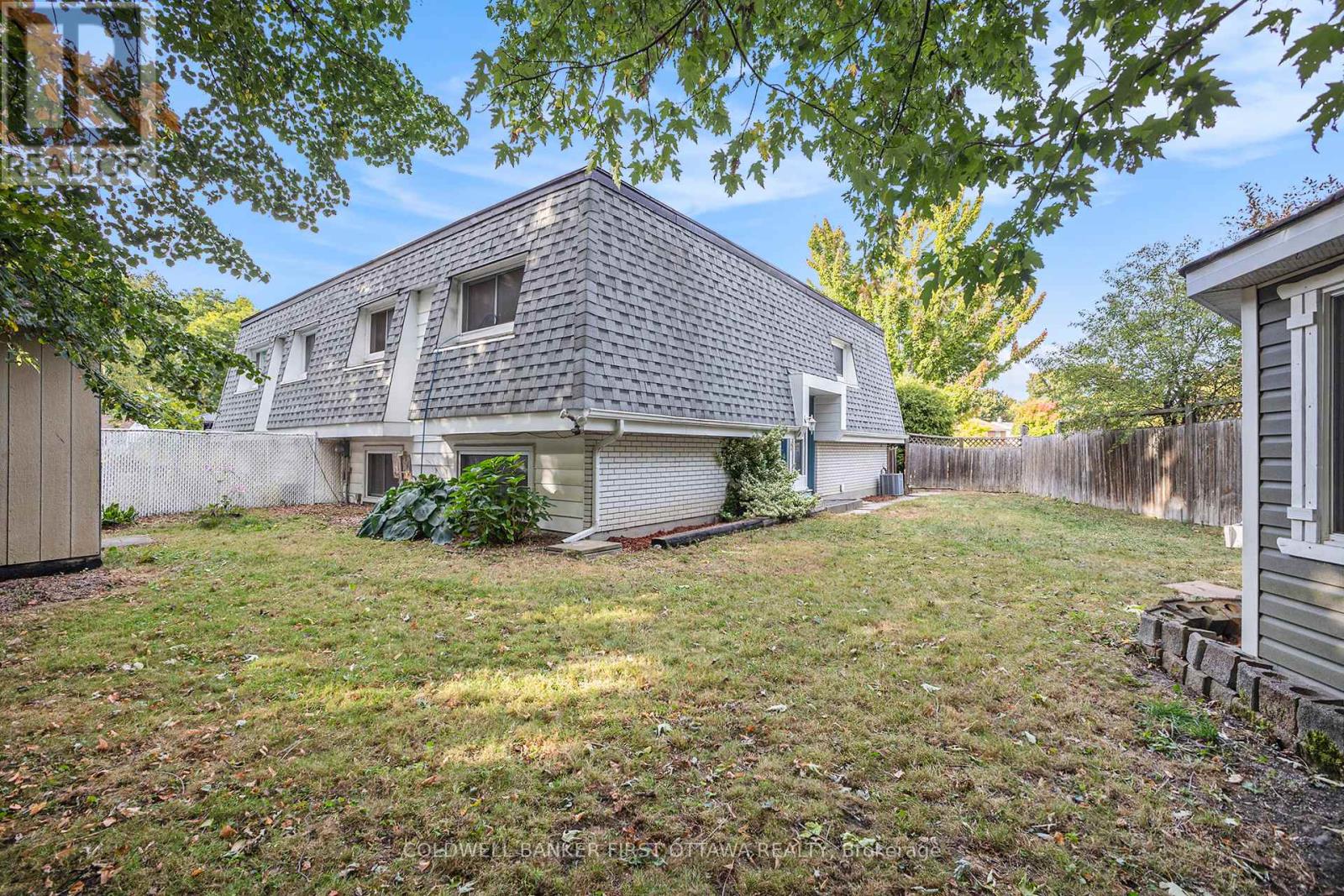 27 Ariel Court, Ottawa, Ontario  K2H 8J1 - Photo 15 - X12412266