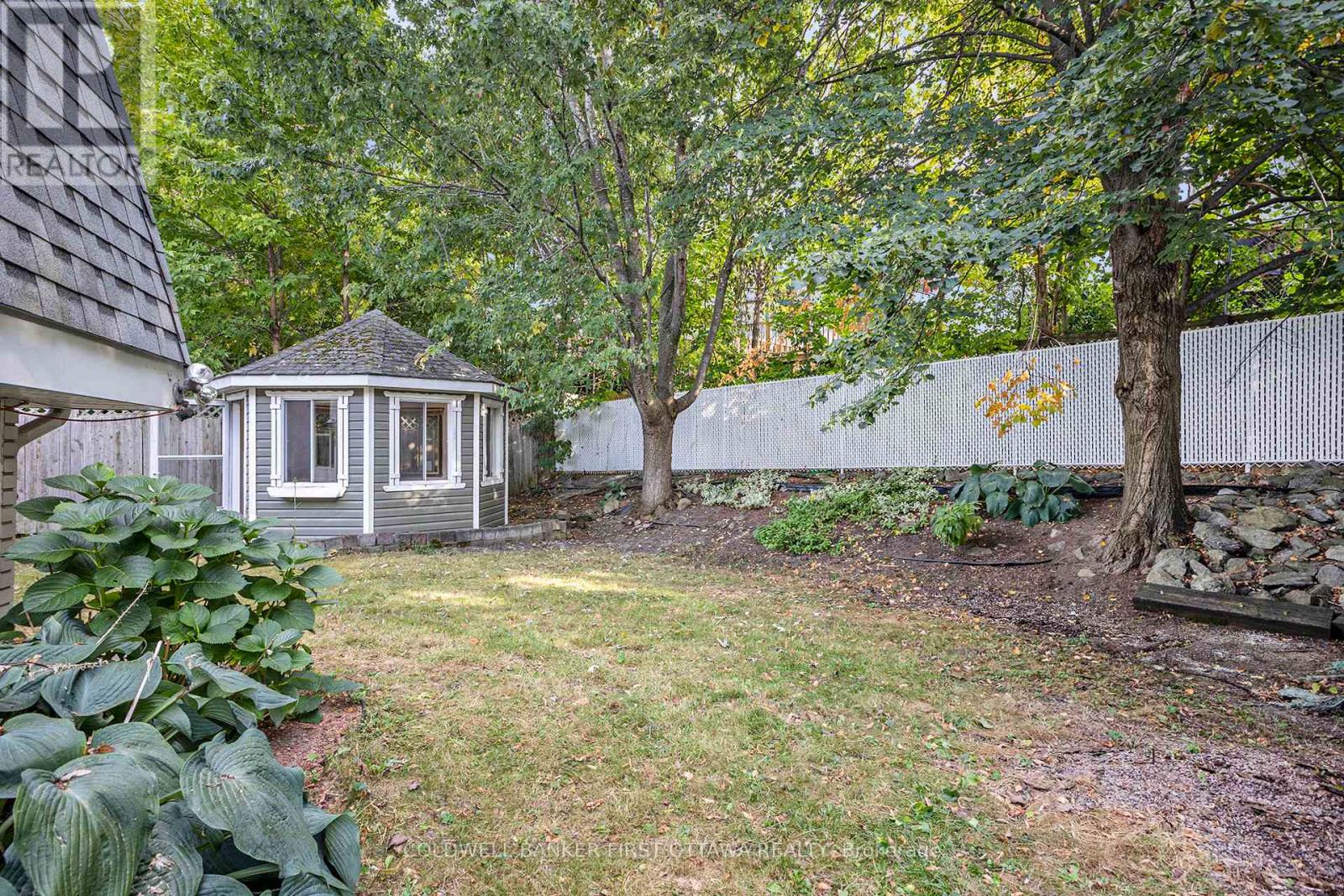 27 Ariel Court, Ottawa, Ontario  K2H 8J1 - Photo 16 - X12412266