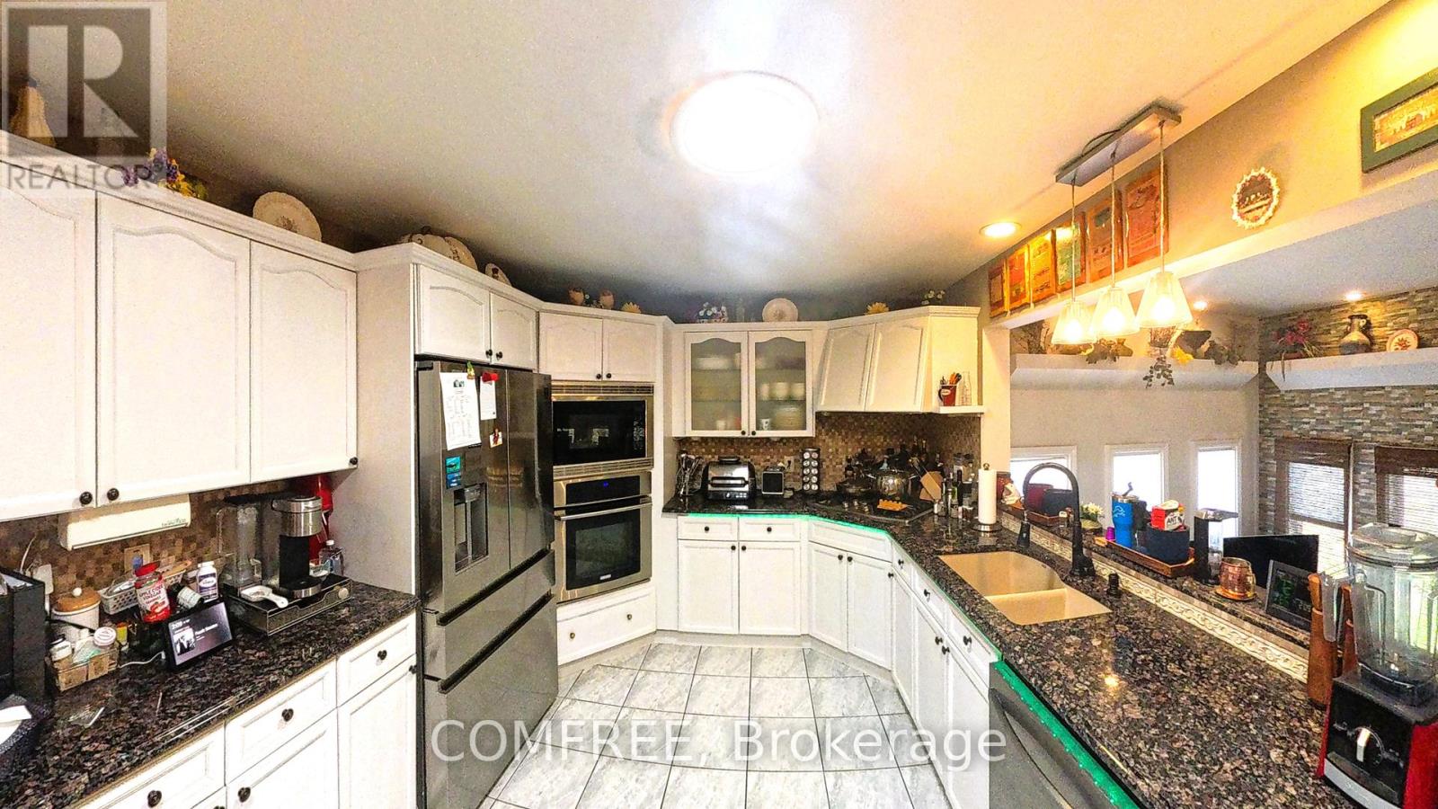 187 Terra Lou Drive, Lakeshore, Ontario  N0R 1A0 - Photo 16 - X12412274