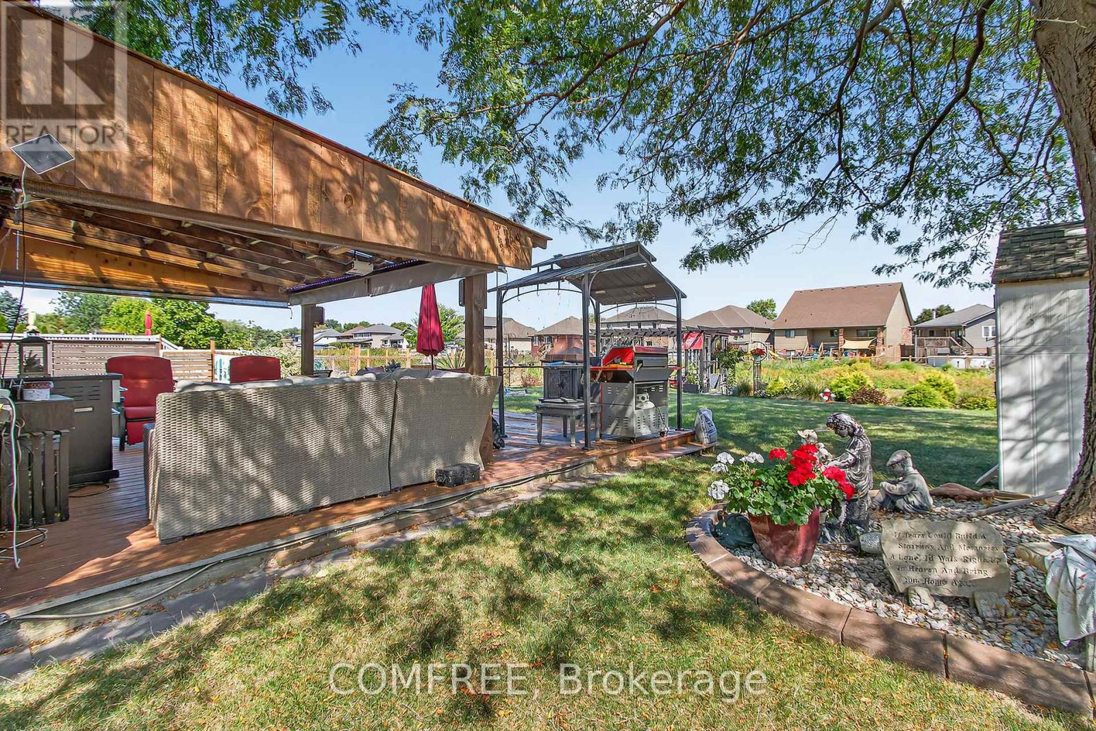 187 Terra Lou Drive, Lakeshore, Ontario  N0R 1A0 - Photo 3 - X12412274