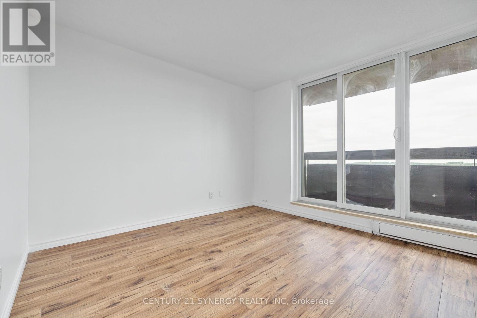 1410 - 2020 Jasmine Crescent, Ottawa, Ontario  K1J 8K5 - Photo 13 - X12412288