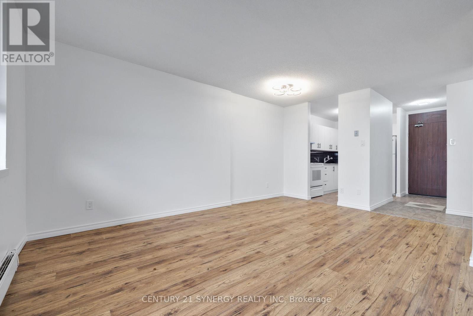 1410 - 2020 Jasmine Crescent, Ottawa, Ontario  K1J 8K5 - Photo 18 - X12412288