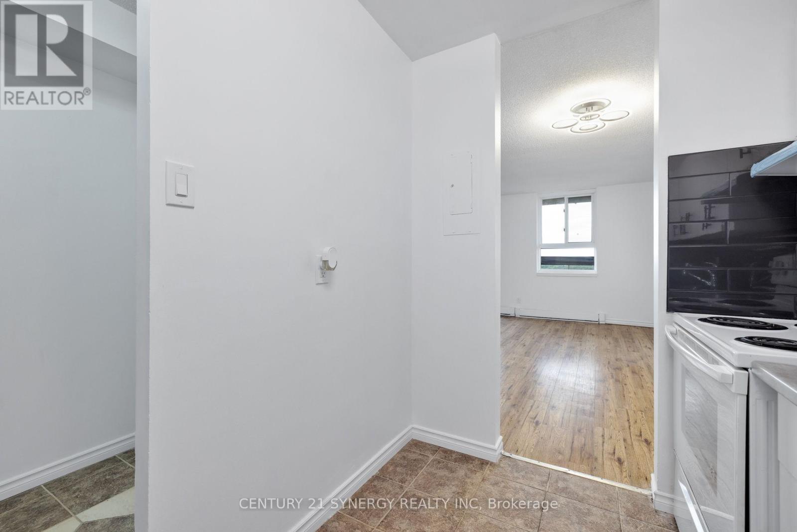 1410 - 2020 Jasmine Crescent, Ottawa, Ontario  K1J 8K5 - Photo 23 - X12412288