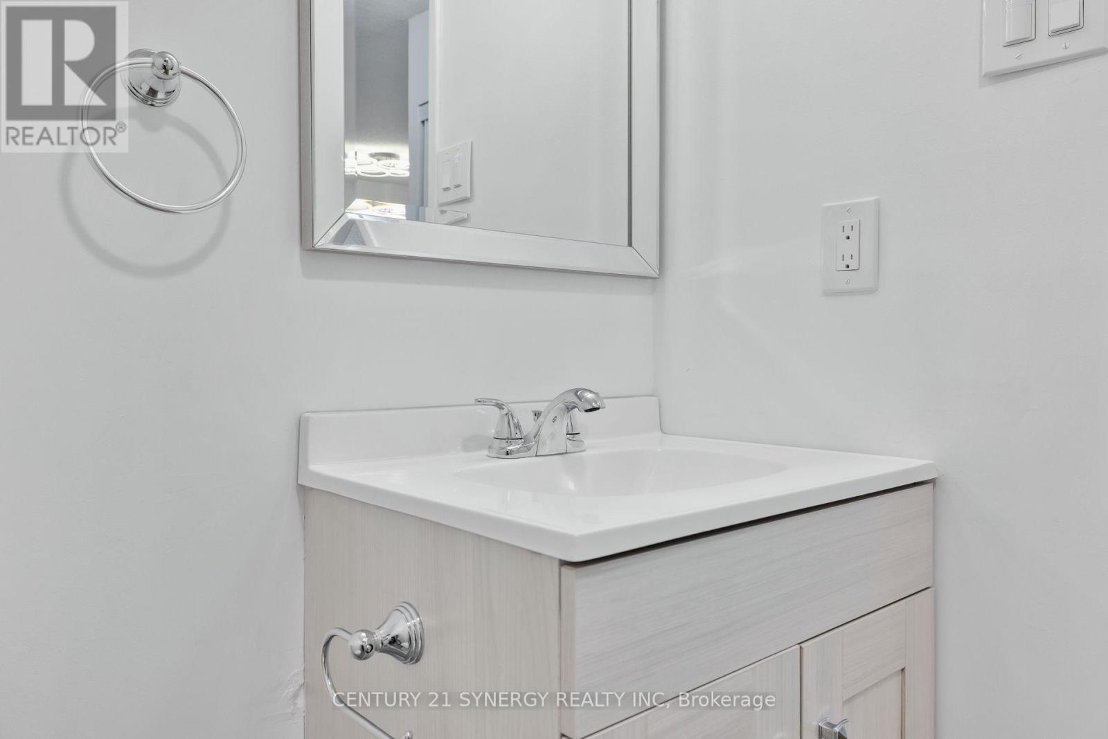 1410 - 2020 Jasmine Crescent, Ottawa, Ontario  K1J 8K5 - Photo 33 - X12412288