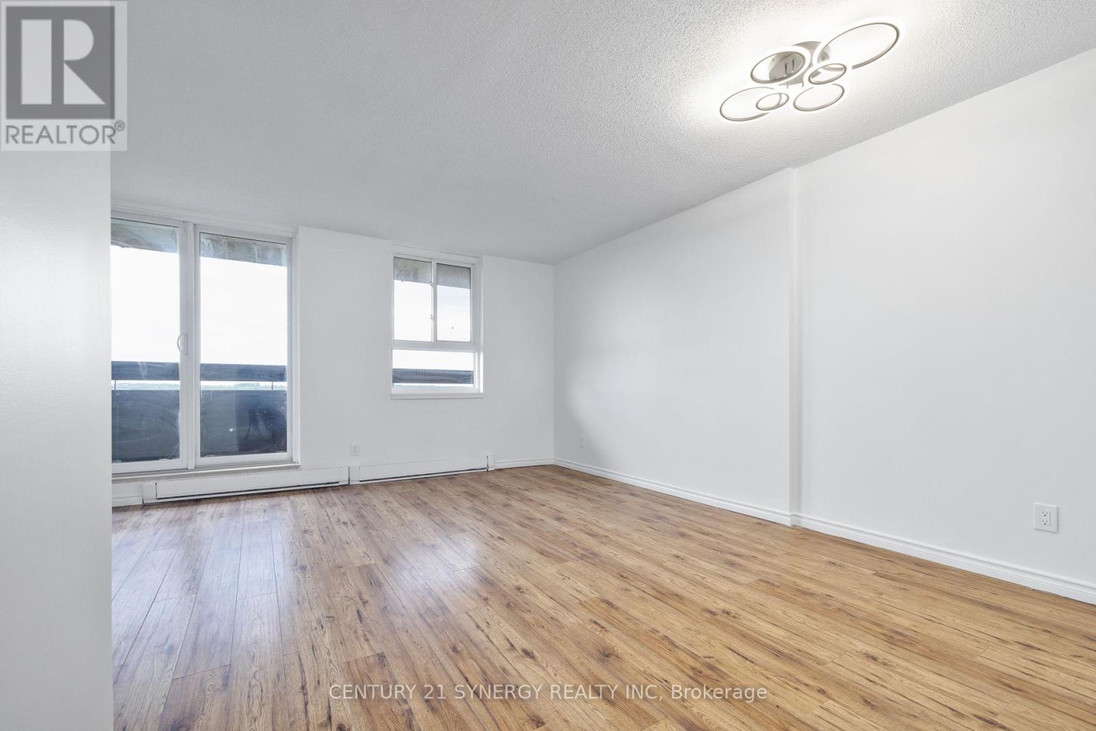 1410 - 2020 Jasmine Crescent, Ottawa, Ontario  K1J 8K5 - Photo 7 - X12412288