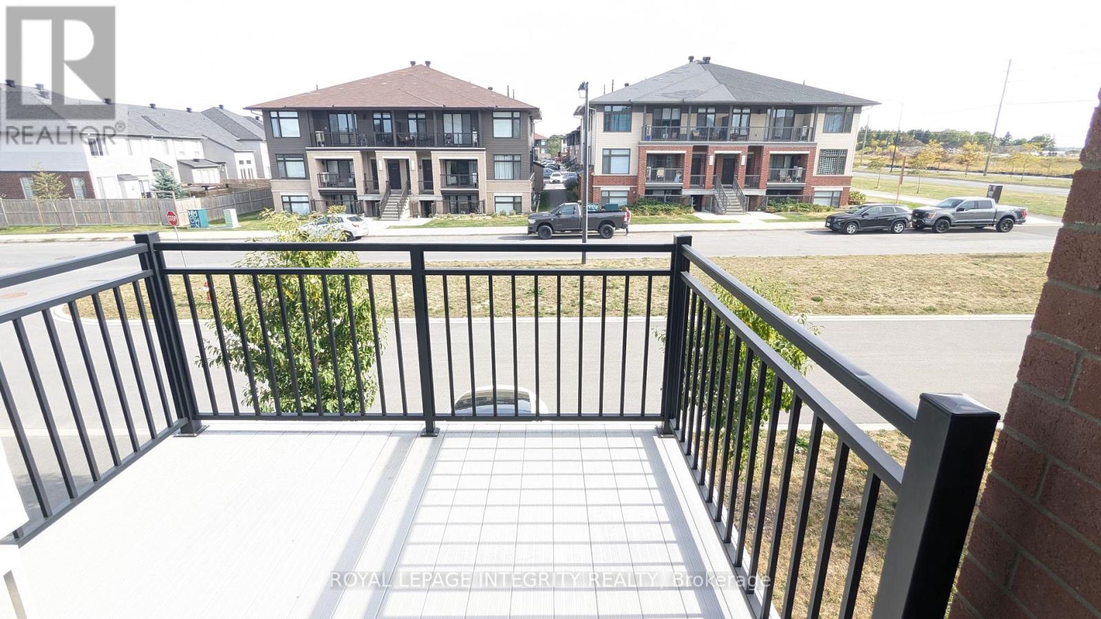 76 Franchise Private, Ottawa, Ontario  K2V 0S6 - Photo 12 - X12412324
