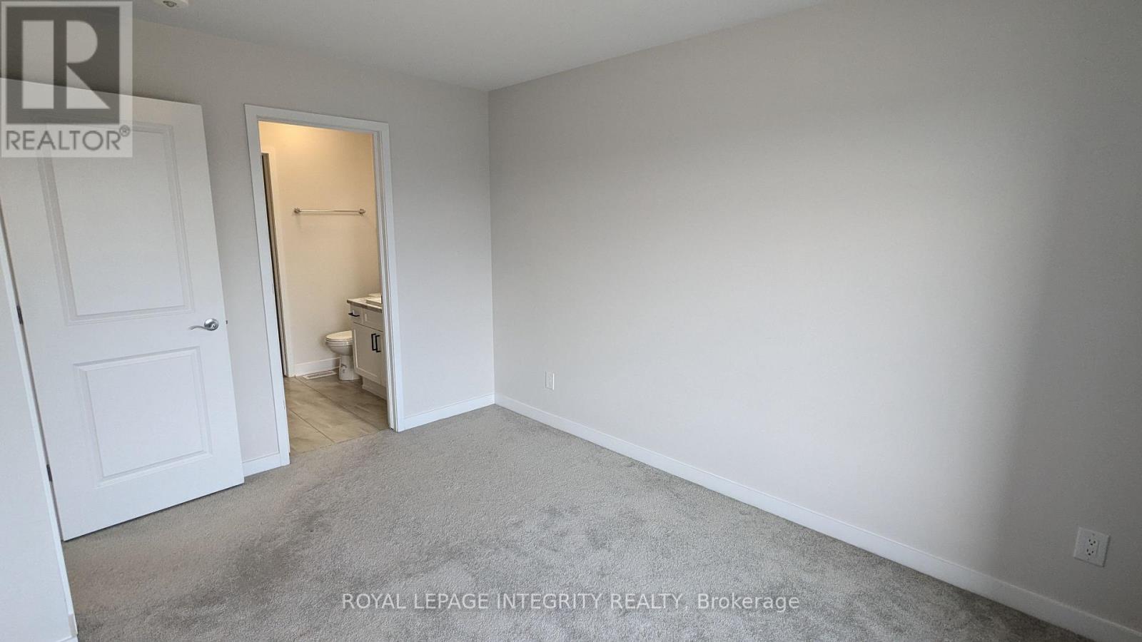 76 Franchise Private, Ottawa, Ontario  K2V 0S6 - Photo 20 - X12412324