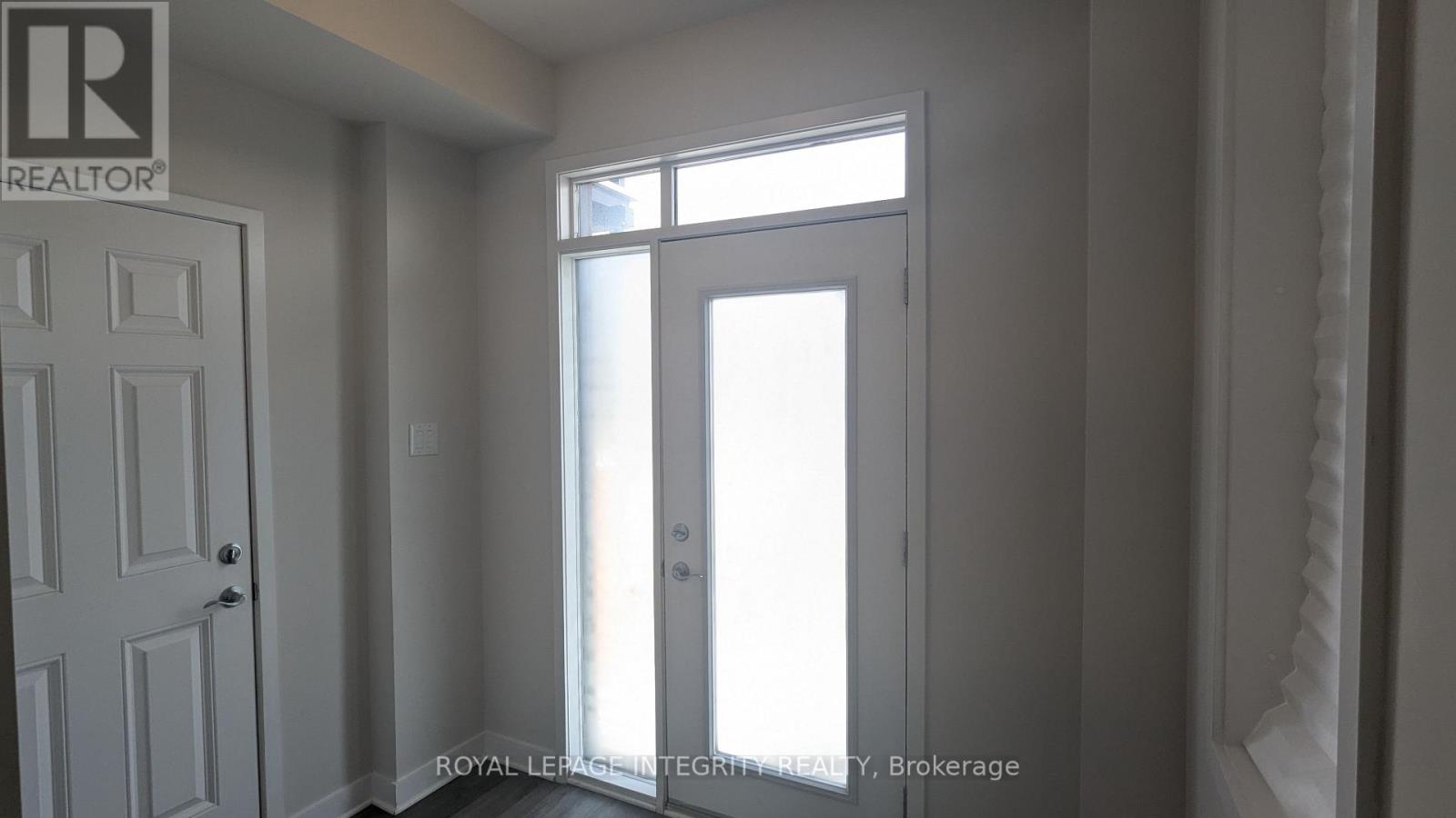 76 Franchise Private, Ottawa, Ontario  K2V 0S6 - Photo 4 - X12412324