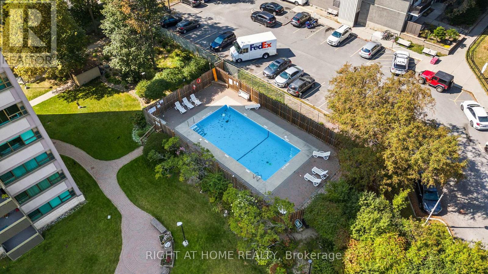 106 - 555 Brittany Drive, Ottawa, Ontario  K1K 4C5 - Photo 48 - X12412373