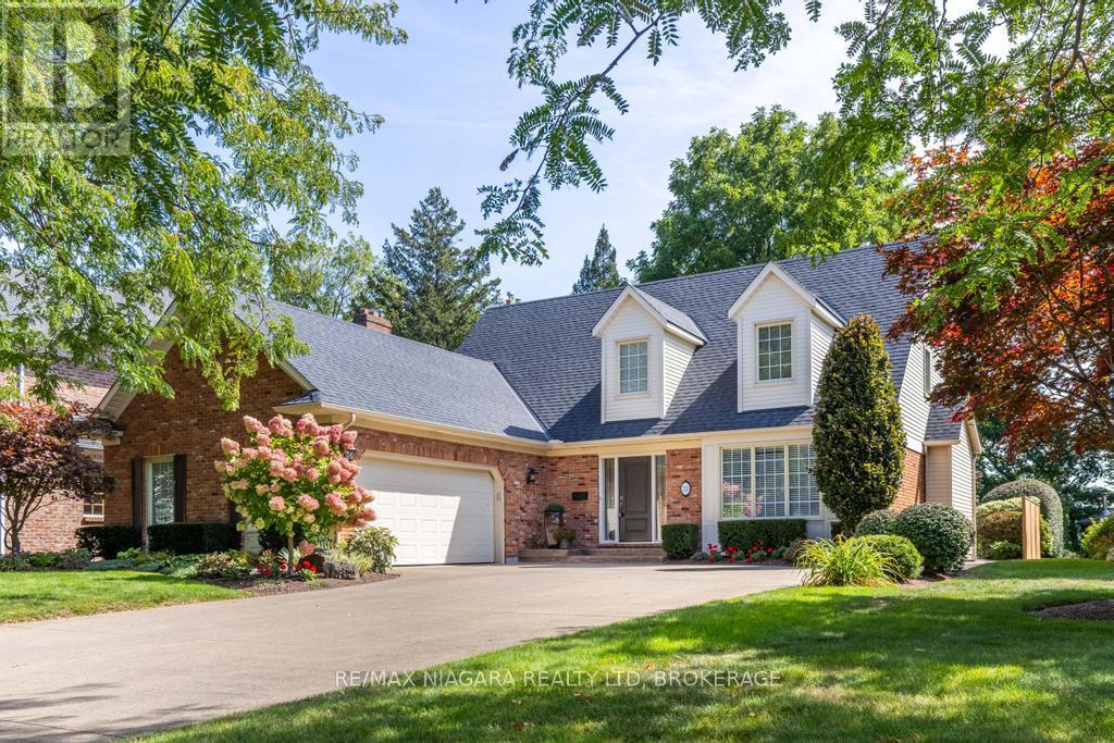 Property at 24 GOLDEN BOULEVARD image 1