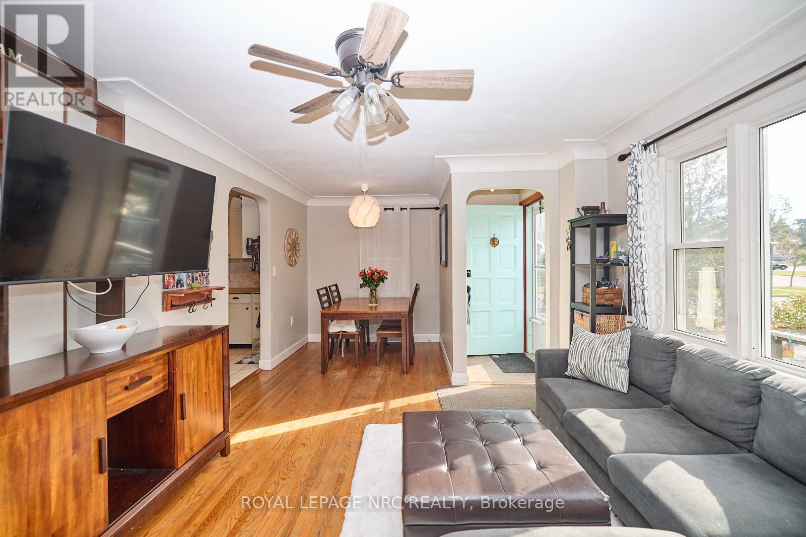5079 Park Avenue, Lincoln, Ontario  L3J 0H9 - Photo 14 - X12412272