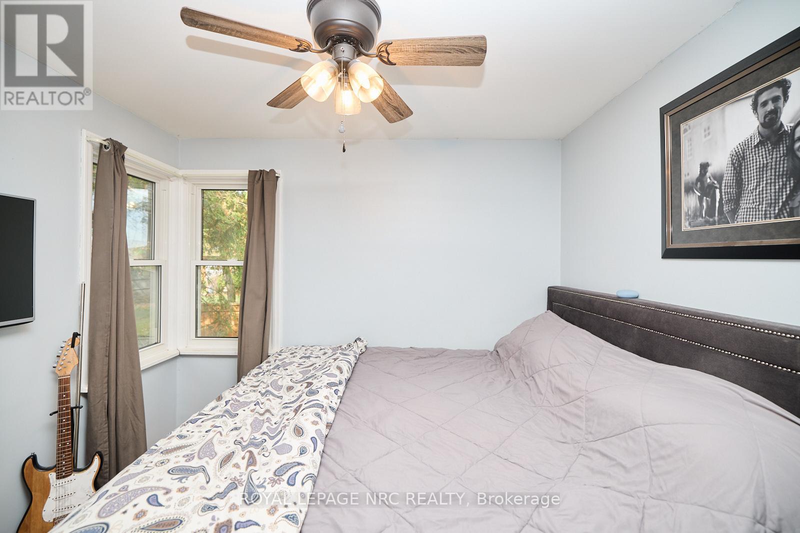 5079 Park Avenue, Lincoln, Ontario  L3J 0H9 - Photo 17 - X12412272