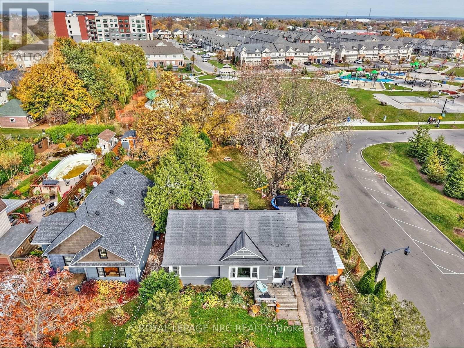 5079 Park Avenue, Lincoln, Ontario  L3J 0H9 - Photo 2 - X12412272