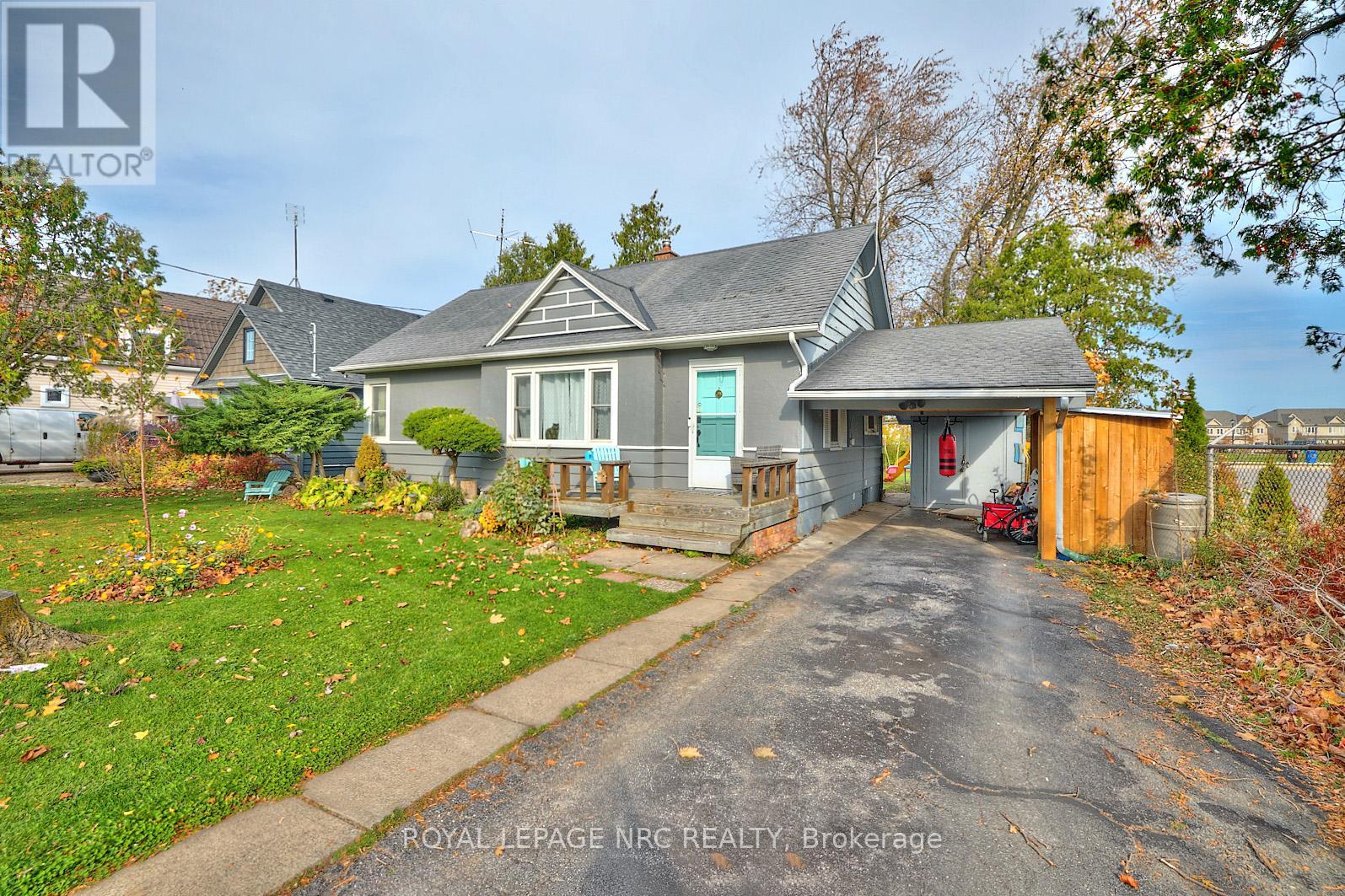 5079 Park Avenue, Lincoln, Ontario  L3J 0H9 - Photo 3 - X12412272