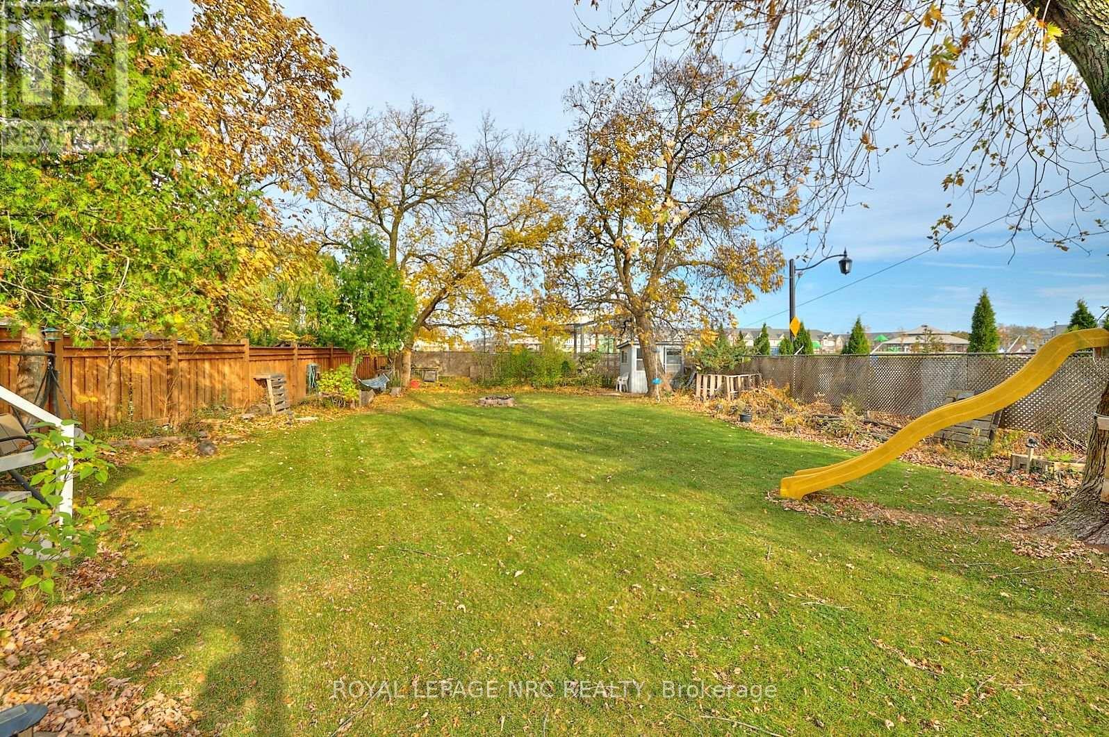 5079 Park Avenue, Lincoln, Ontario  L3J 0H9 - Photo 5 - X12412272