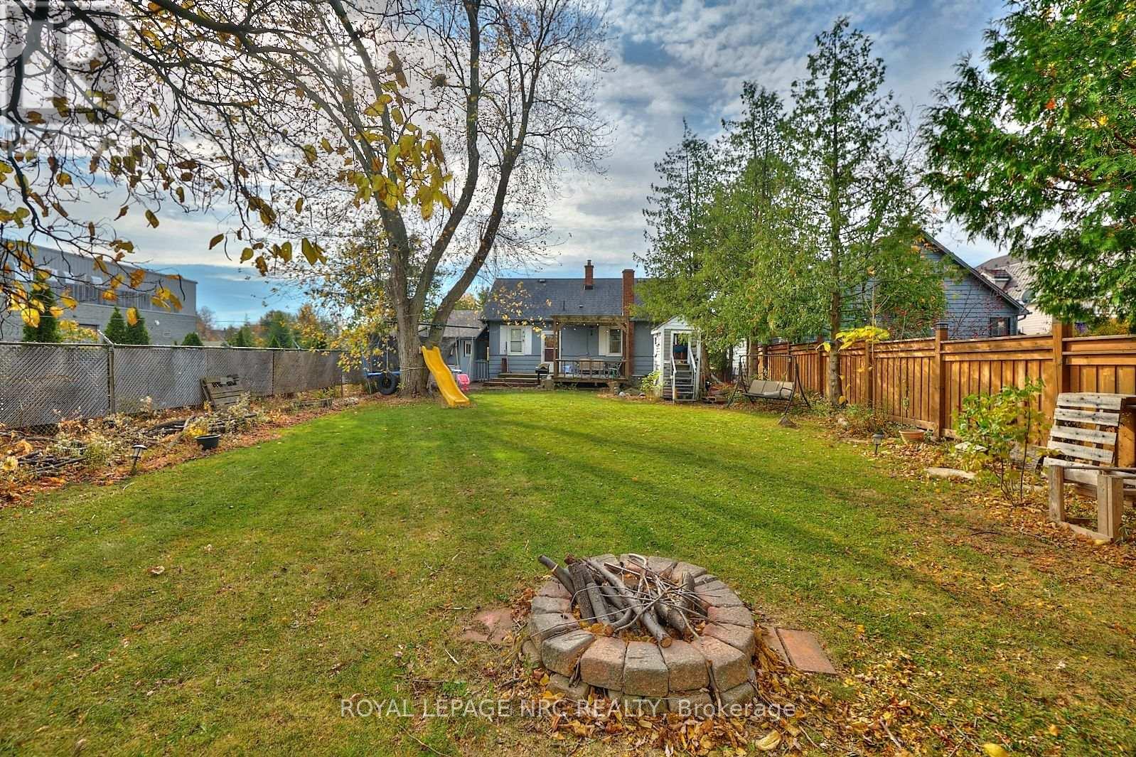 5079 Park Avenue, Lincoln, Ontario  L3J 0H9 - Photo 7 - X12412272