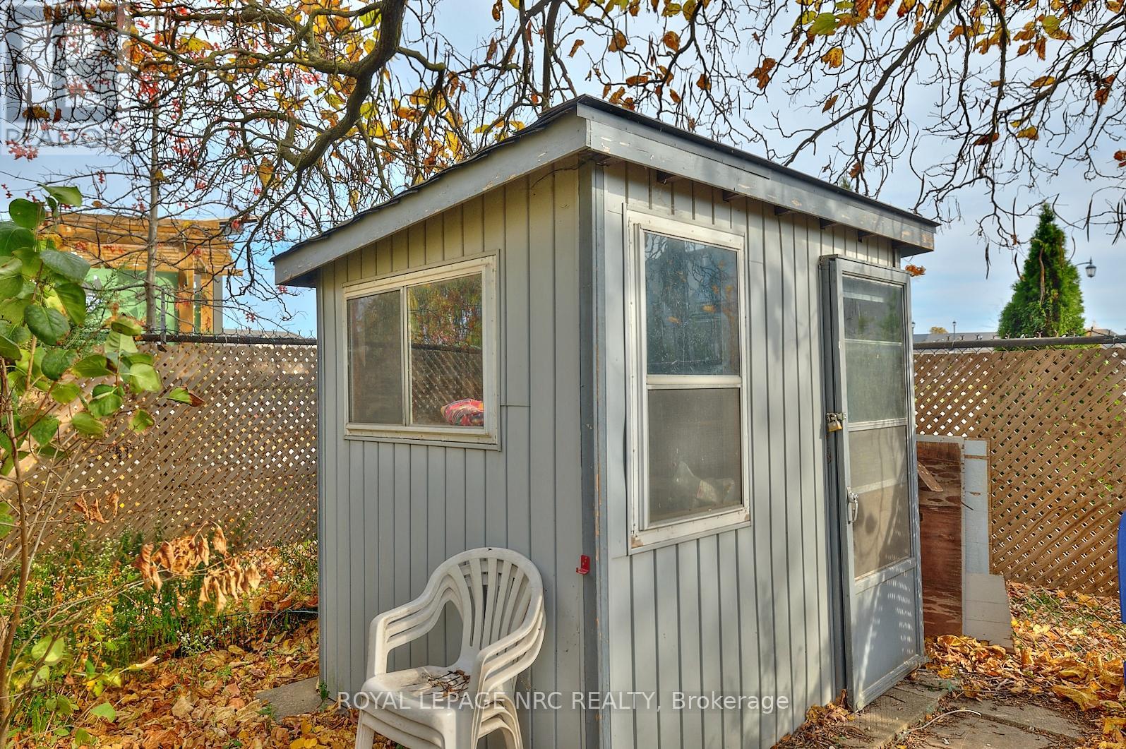 5079 Park Avenue, Lincoln, Ontario  L3J 0H9 - Photo 8 - X12412272