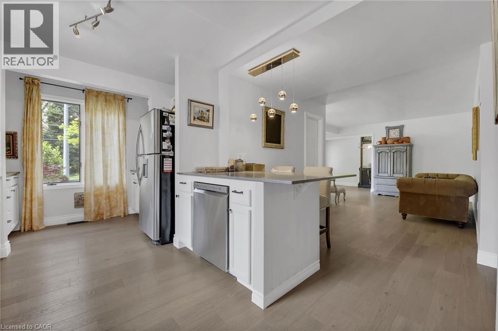 148 Lakeshore Road, St. Catharines, Ontario  L2N 2V1 - Photo 10 - 40771305