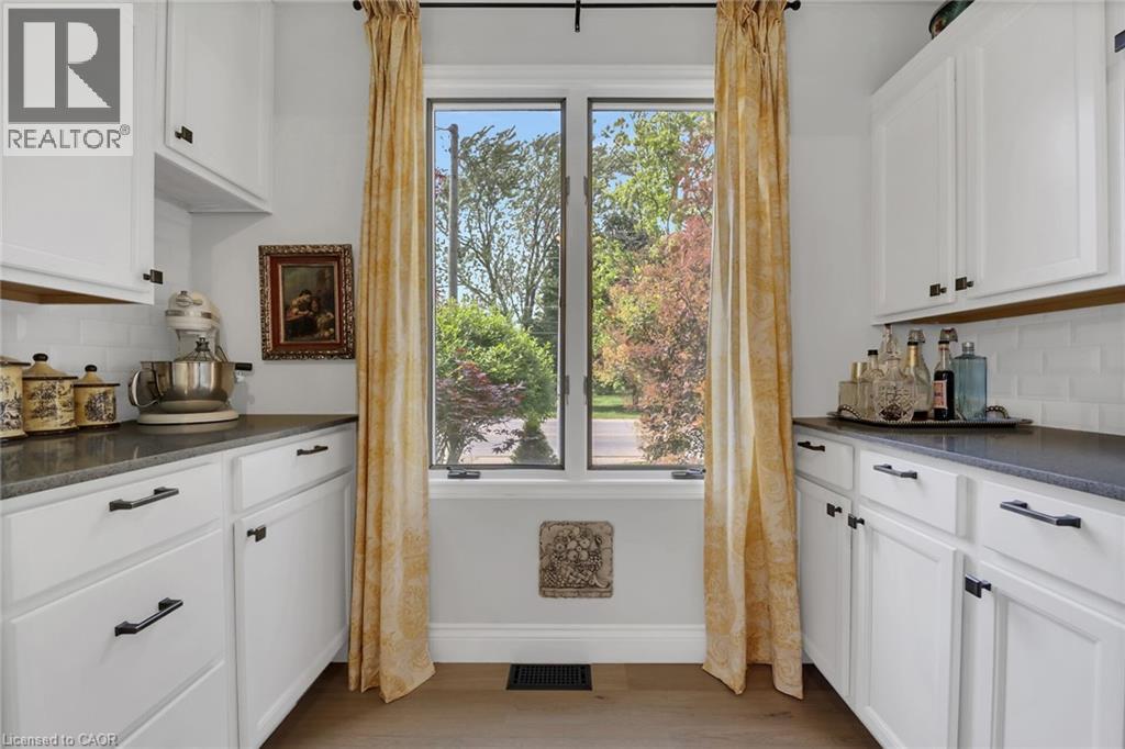 148 Lakeshore Road, St. Catharines, Ontario  L2N 2V1 - Photo 11 - 40771305