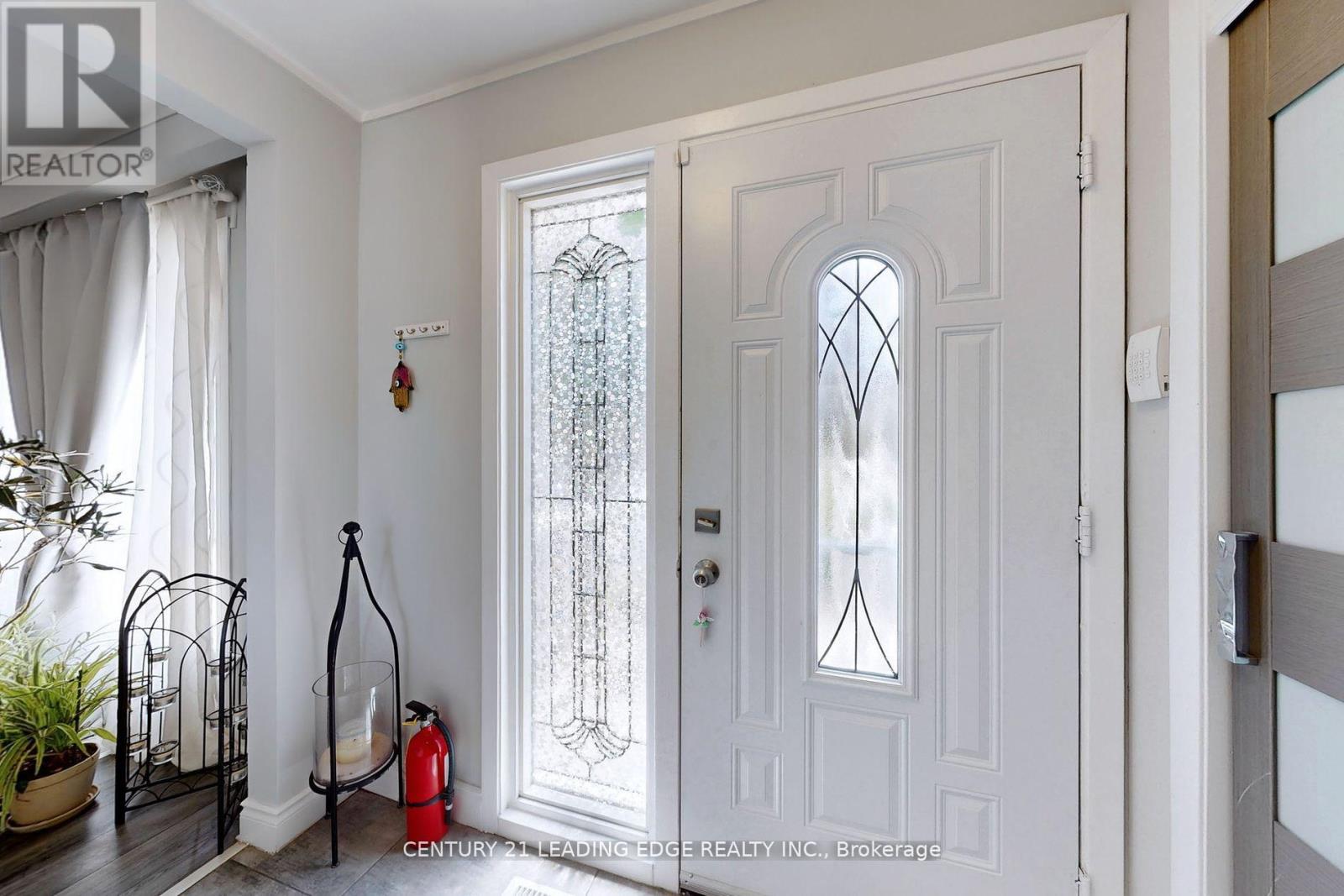 46 Budworth Drive, Toronto, Ontario  M1E 3H9 - Photo 12 - E12246357