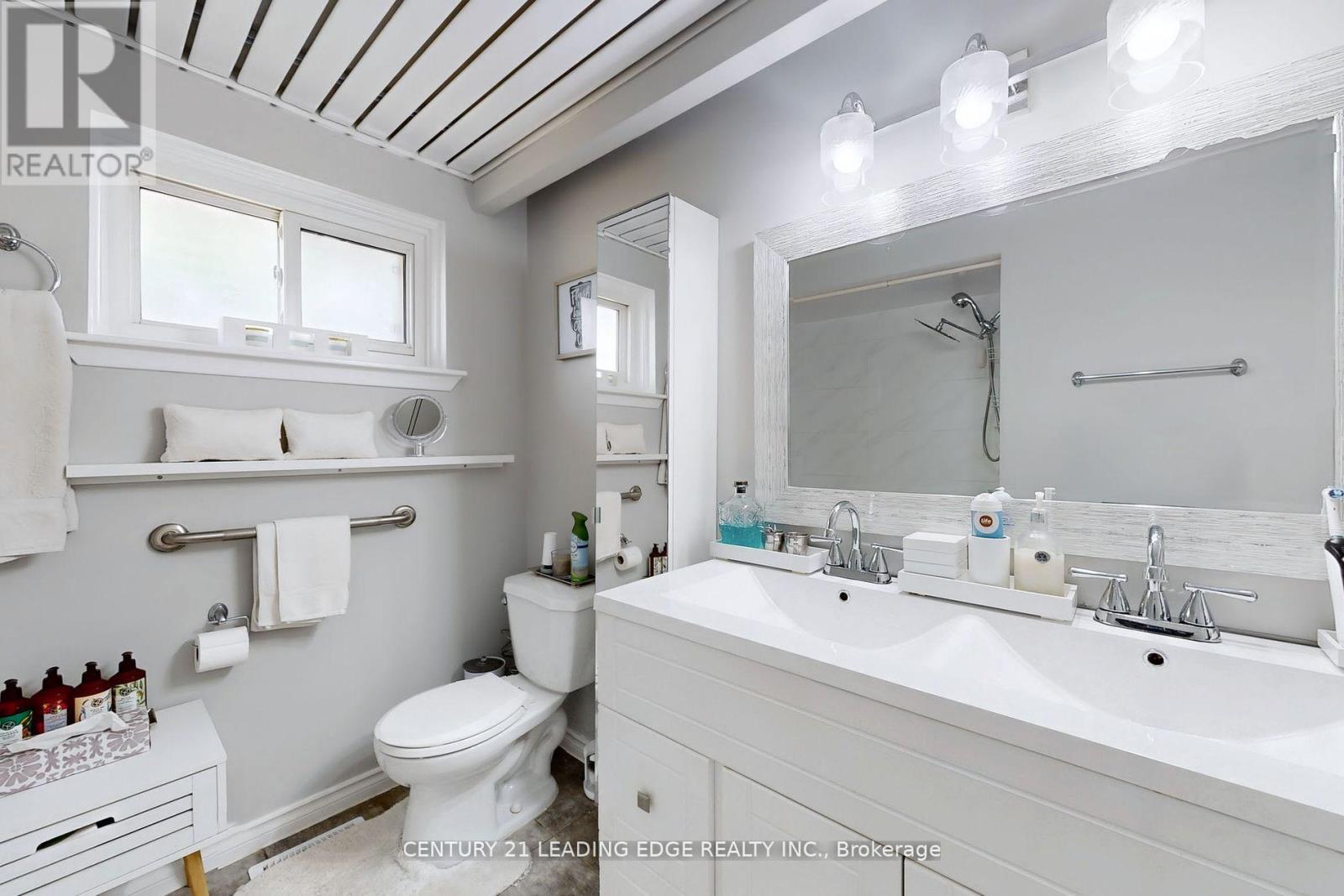 46 Budworth Drive, Toronto, Ontario  M1E 3H9 - Photo 19 - E12246357