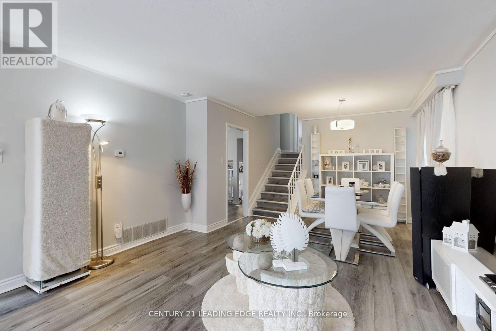 46 Budworth Drive, Toronto, Ontario  M1E 3H9 - Photo 6 - E12246357