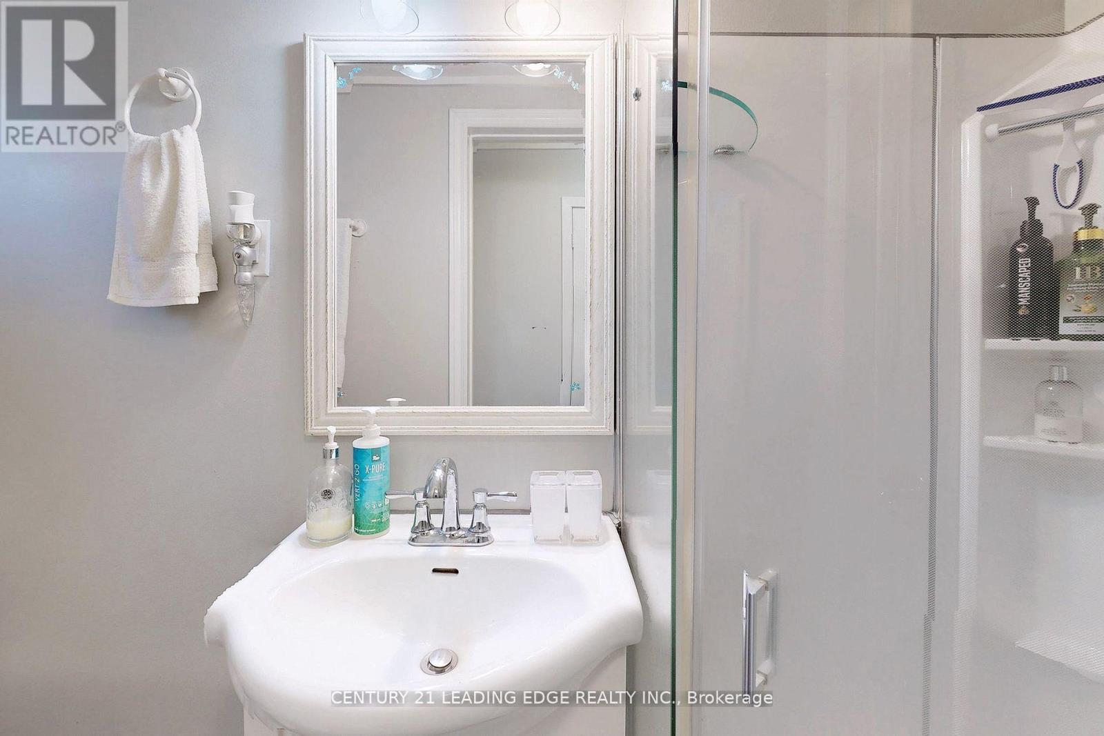 46 Budworth Drive, Toronto, Ontario  M1E 3H9 - Photo 25 - E12246357