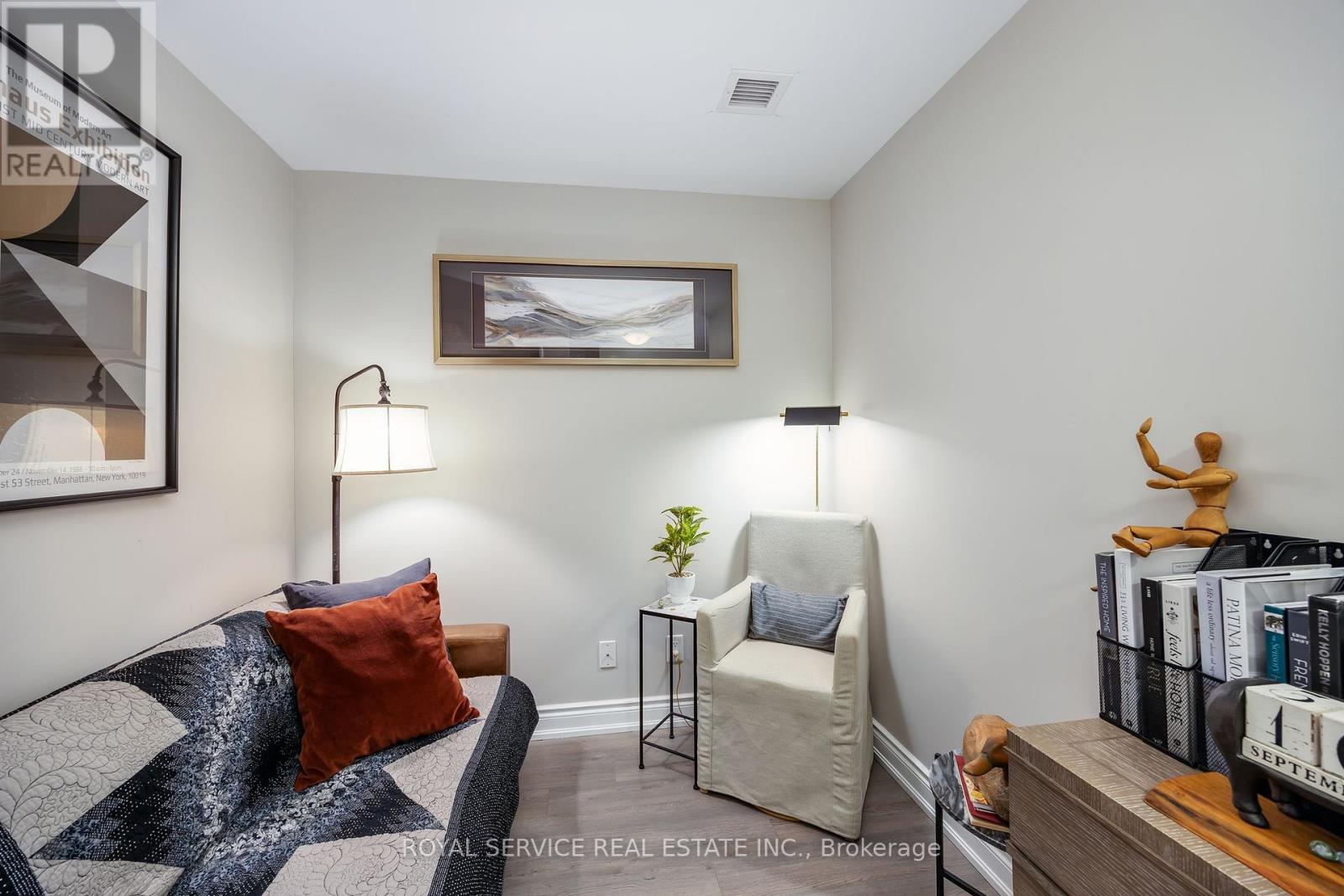 220 - 21 Brookhouse Drive, Clarington, Ontario  L1B 1N8 - Photo 14 - E12412289