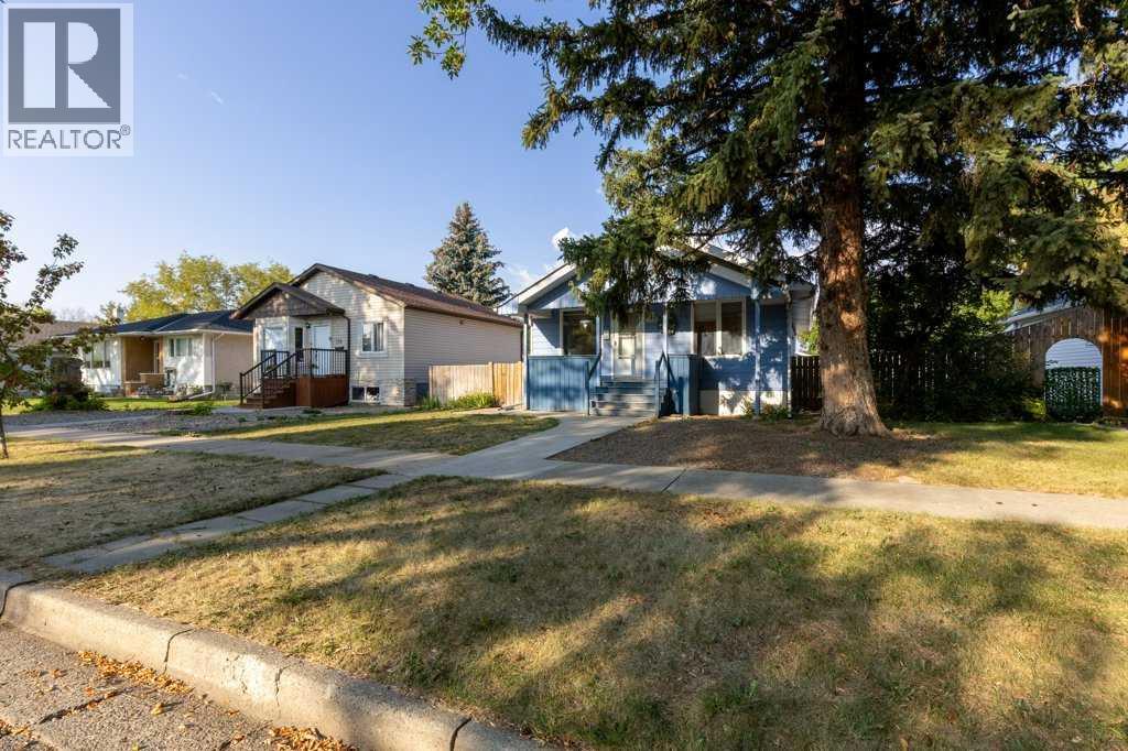 Property at 730 12A Street N image 3
