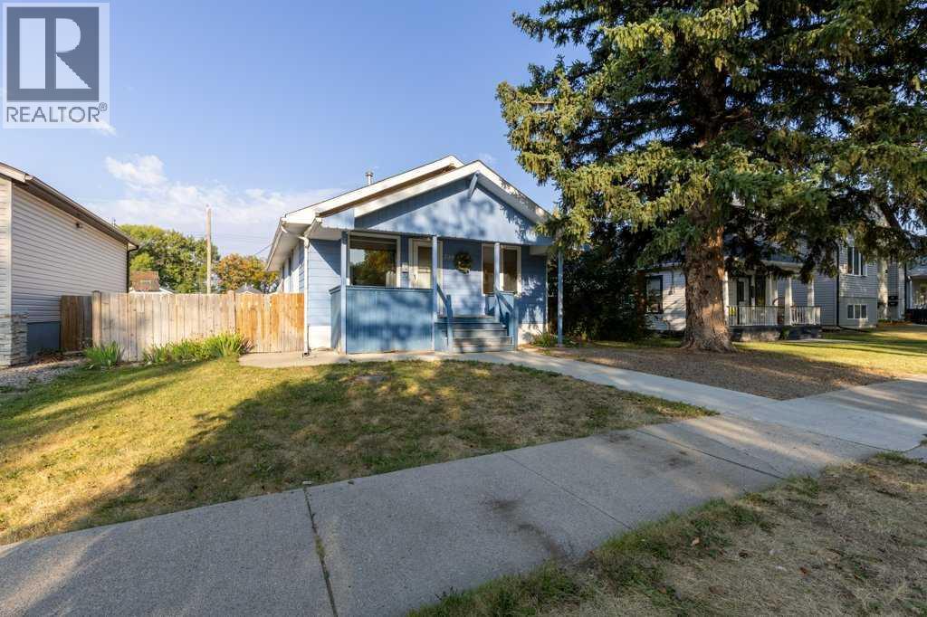 Property at 730 12A Street N image 4