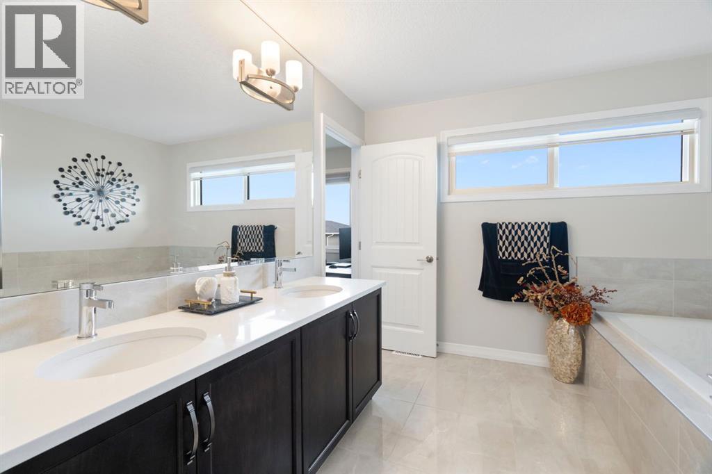 306 Corner Meadows Way Ne, Calgary, Alberta  T2N 1Y4 - Photo 30 - A2248246