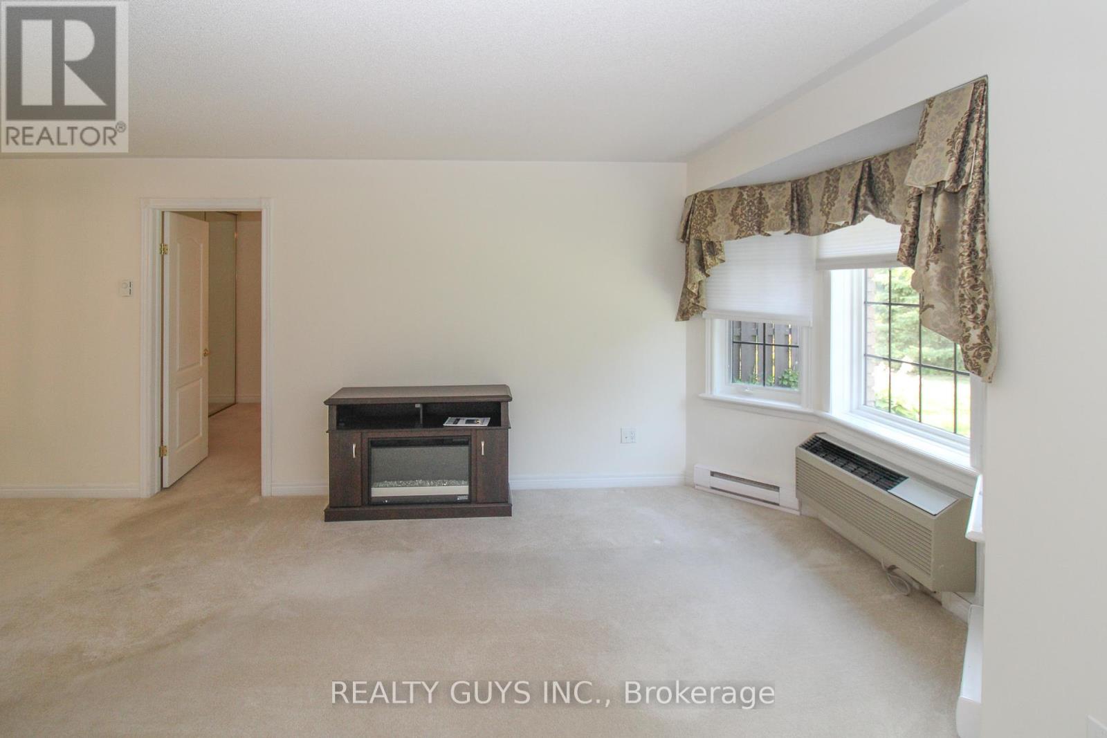 4 - 693 Whitaker Street, Peterborough, Ontario K9H 7K3 - Photo 26 - X12412187