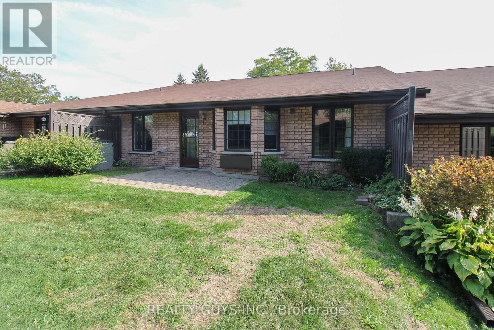 4 - 693 Whitaker Street, Peterborough, Ontario K9H 7K3 - Photo 5 - X12412187