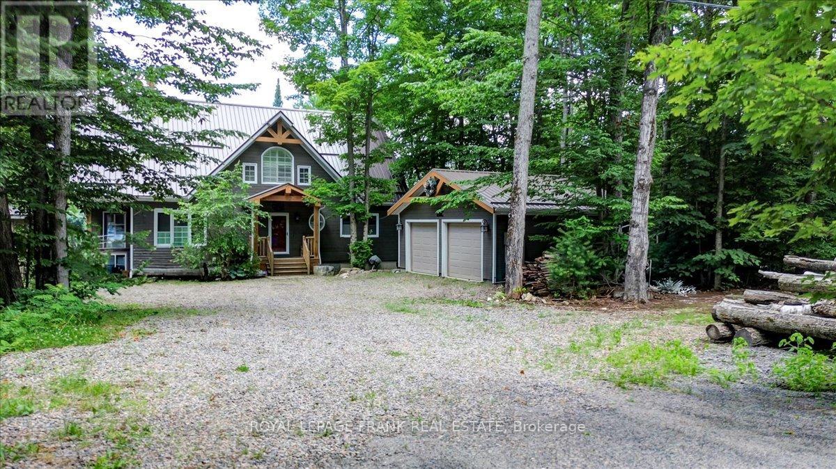 355 WEST DIAMOND LAKE ROAD, Hastings Highlands, Ontario