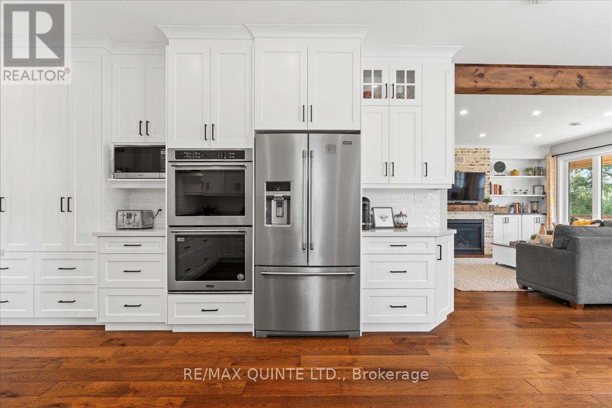 806 Newburgh Road, Stone Mills, Ontario  K7R 3L2 - Photo 14 - X12412315
