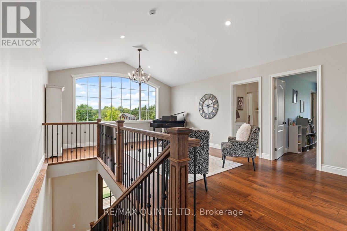 806 Newburgh Road, Stone Mills, Ontario  K7R 3L2 - Photo 24 - X12412315