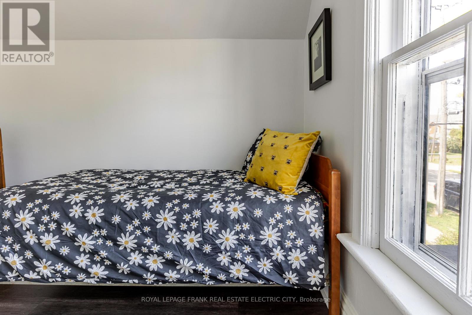 193 Lake Street, Peterborough, Ontario  K9J 2H4 - Photo 28 - X12412338