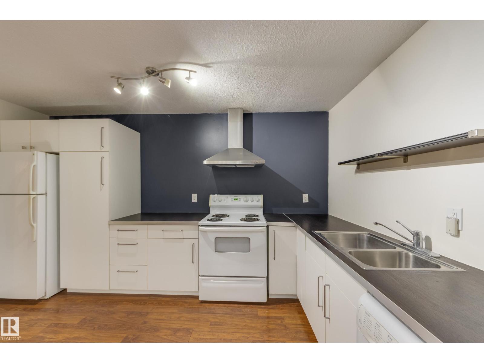 #5 10015 83 Av Nw, Edmonton, Alberta  T6E 2C3 - Photo 11 - E4458323