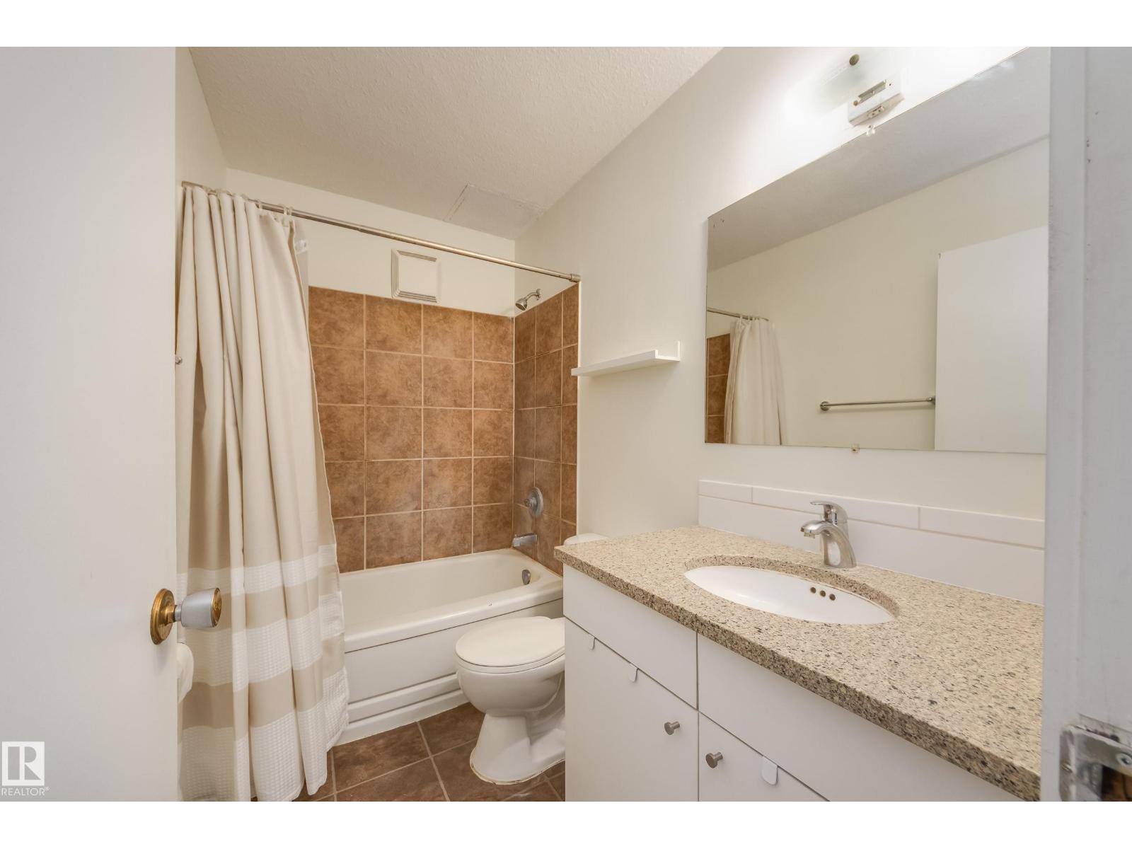#5 10015 83 Av Nw, Edmonton, Alberta  T6E 2C3 - Photo 17 - E4458323