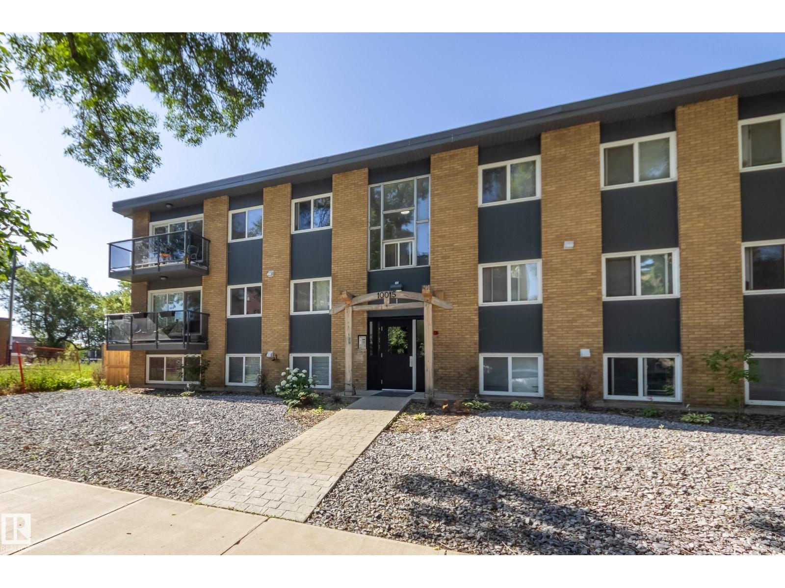 #5 10015 83 Av Nw, Edmonton, Alberta  T6E 2C3 - Photo 2 - E4458323